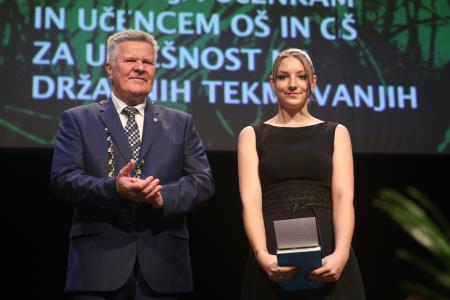 ZLATA PETICA 13 FOTO LJUBO VUKELIČ